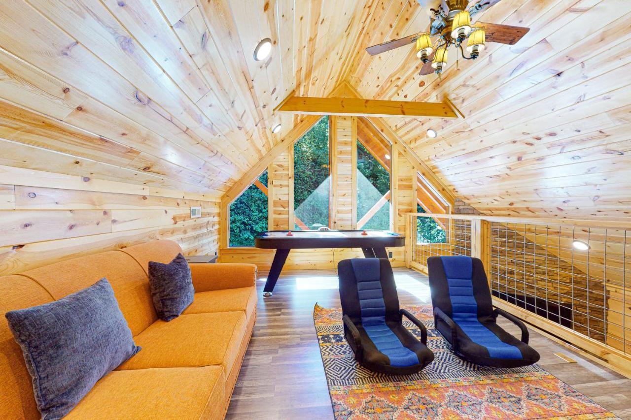 Villa Knotty Escape Gatlinburg Exterior foto